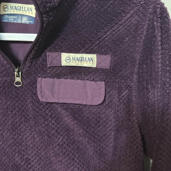Magellan Outdoors Women’s Purple Fleece Jacket Size XS - Picture 3 of 6